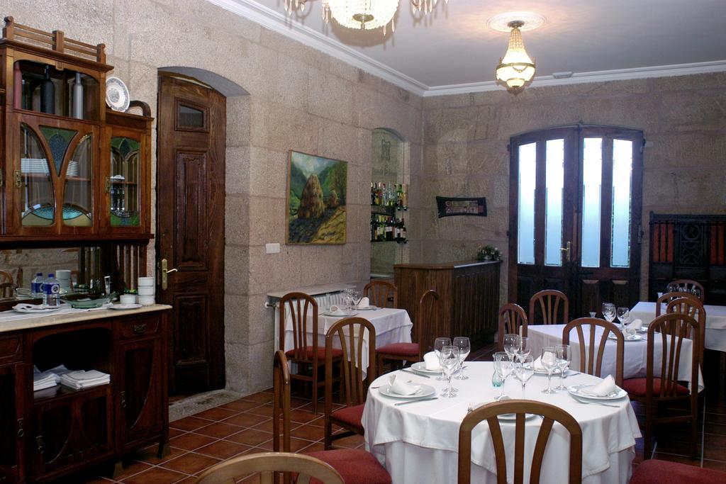 Отель Pazo Almuzara Боборас Ресторан фото