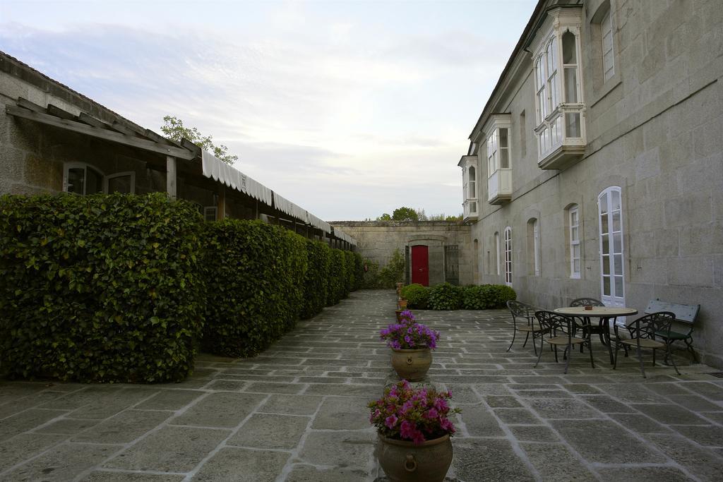 Отель Pazo Almuzara Боборас Экстерьер фото